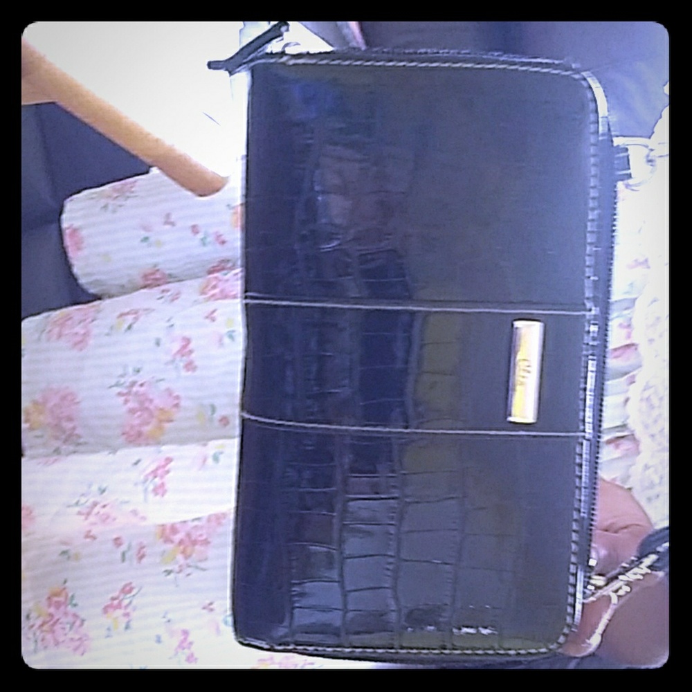 Cross body
